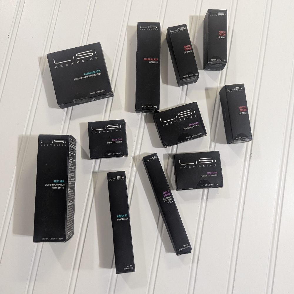 Lisi Cosmetics lot of 11 pieces Eyeshadow Lipstick Foundation Assorted Shades